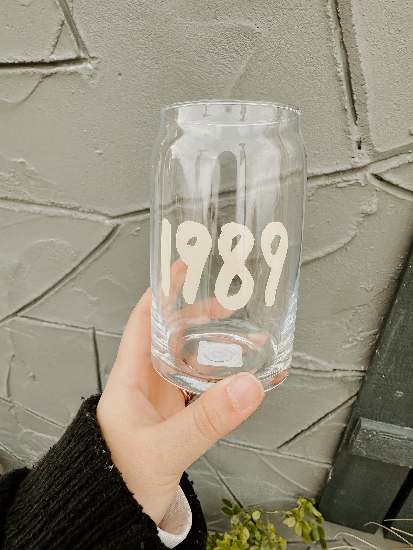 1989 Glass Can