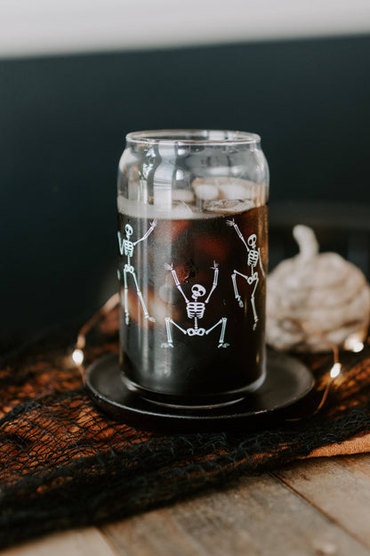 Dancing Skeleton Glass Cup: 16 oz