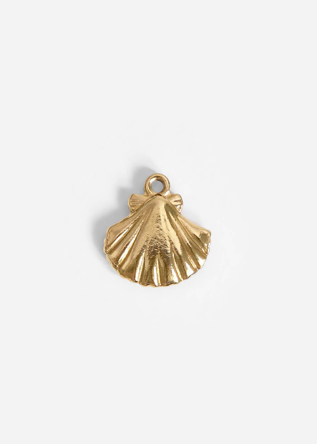 18K Gold PVD Stainless Steel Clam Shell Charm