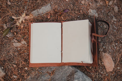 Traveler's Journal - Antique Brown Large
